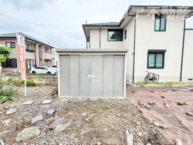 【庭】 | 伊勢崎市若葉町　軽量鉄骨造中古住宅　土地85坪！