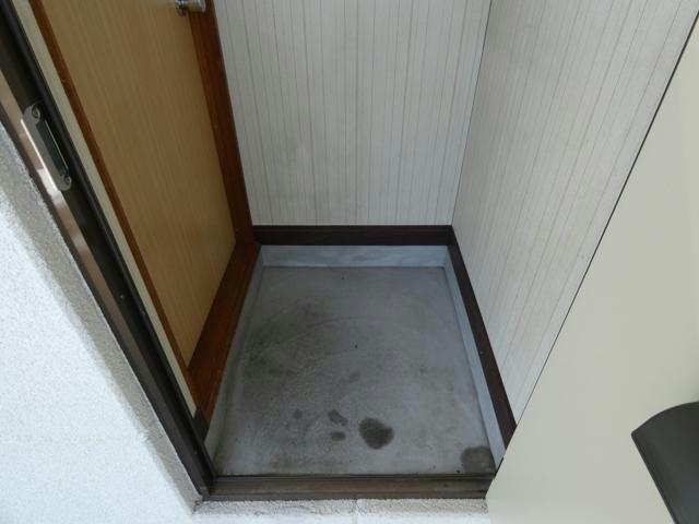 コーポ入江の玄関