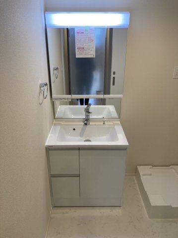 ＭＡＨＡＬＯ　ＭＡＩＳＯＮの洗面所|★独立洗面台★