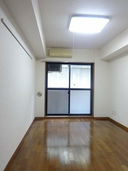 アヴァンティ哲学堂公園の居間・リビング