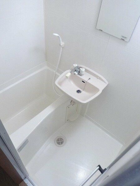 アヴァンティ哲学堂公園の浴室
