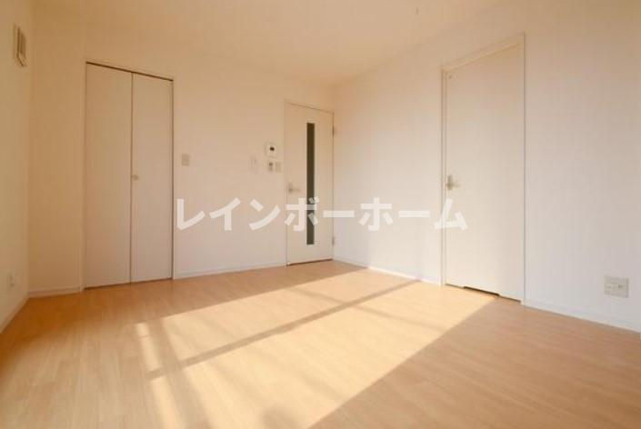 アン　レコルテの寝室