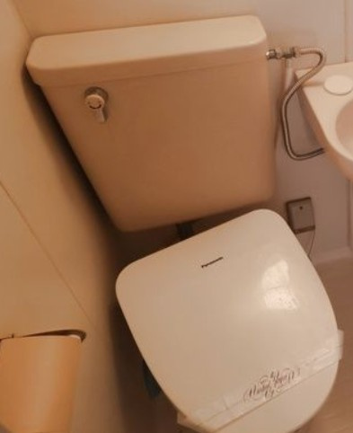 坂戸市柳町のアパートのトイレ