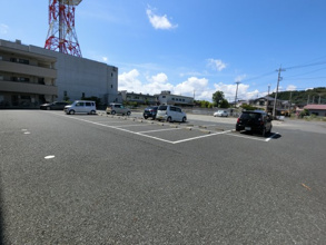 【駐車場】