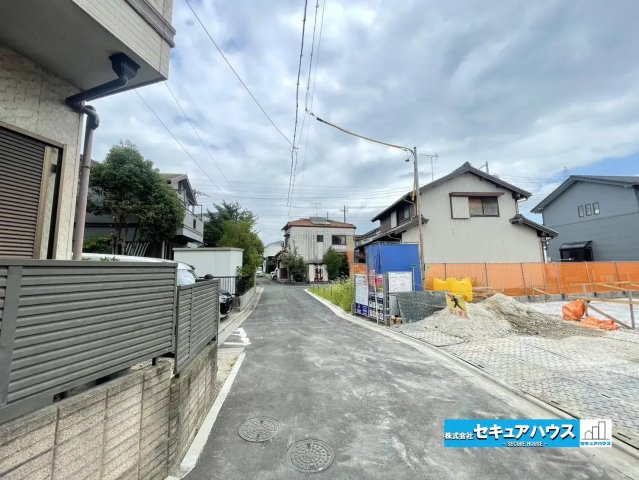 【同施工物件ご案内可能】東海市富木島町山中の前面道路含む現地写真|事前予約にて現地ご見学いただけます！お気軽にお問い合わせください♪
■株式会社　セキュアハウス■
住宅ローンに強く、知識、経験豊富なスタッフ在籍
お客様に寄り添い、ご成約後もサポート致します。