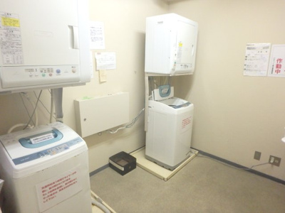 【その他共用部分】 | パラツィーナ夙川東 | コインランドリーです