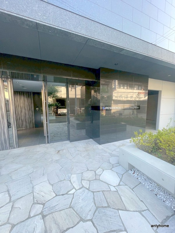 S-RESIDENCE福島玉川Uno　仲介手数料無料のエントランス