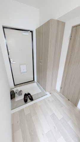 エメラルドマンション安古市中筋の玄関