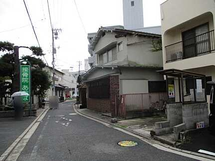 佐伯区五日市１丁目の前面道路含む現地写真