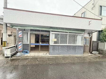 近江八幡市池田町２丁目の店舗事務所