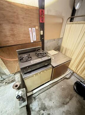 近江八幡市池田町２丁目の店舗事務所のキッチン