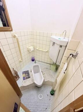 近江八幡市池田町２丁目の店舗事務所のトイレ