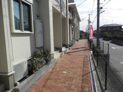 【エントランス】 | エクセレント・ネサキＣ | 落ち着いたエントランスです