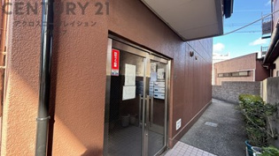 プリムローズ西野のエントランス