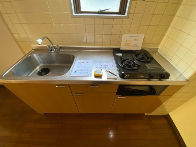 キッチンに窓があり換気も楽にできます！