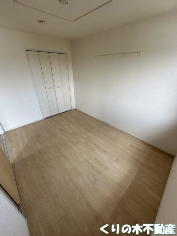 【寝室】 | アヴニール | 使い勝手のいい寝室です