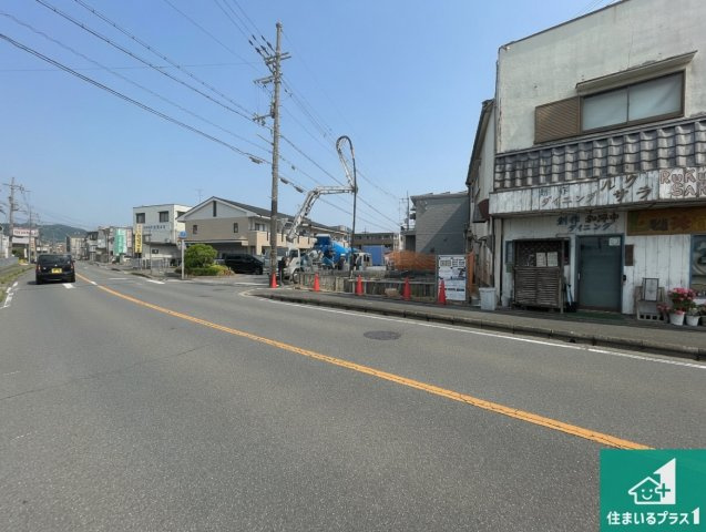 ★京田辺市東古森　新築一戸建ての外観|周辺は落ち着いた街並みの住宅地！子育てがしやすい住環境です！まだ未完成ですが、現地でしかわからない事もございます。是非一度ご覧ください。