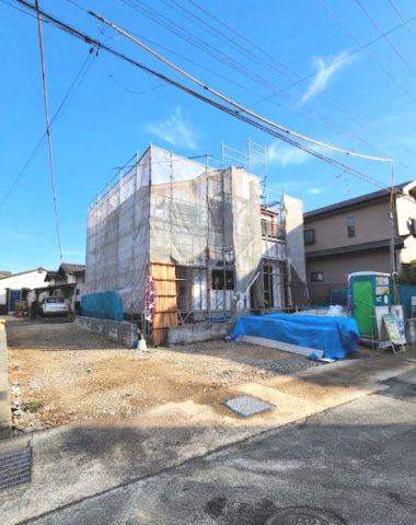 福岡市西区泉３丁目の新築一戸建の前面道路含む現地写真