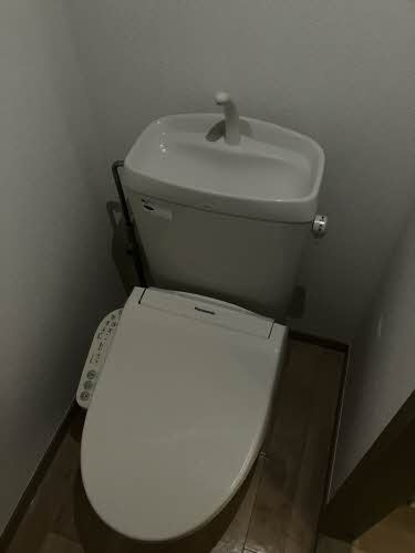 ヴィクトワール花岡Ⅰ棟のトイレ