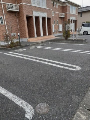 【駐車場】 | カーサセレノ | 駐車場です