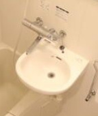 メゾンドングリの洗面所