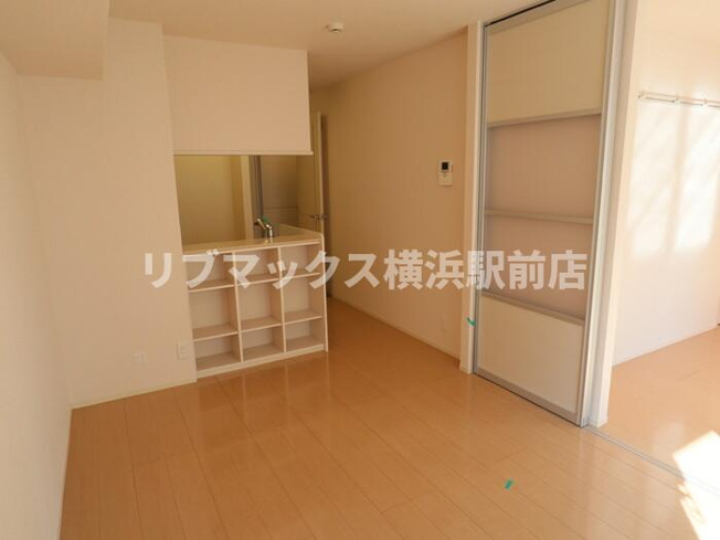【居間・リビング】ドルチェ伊勢町