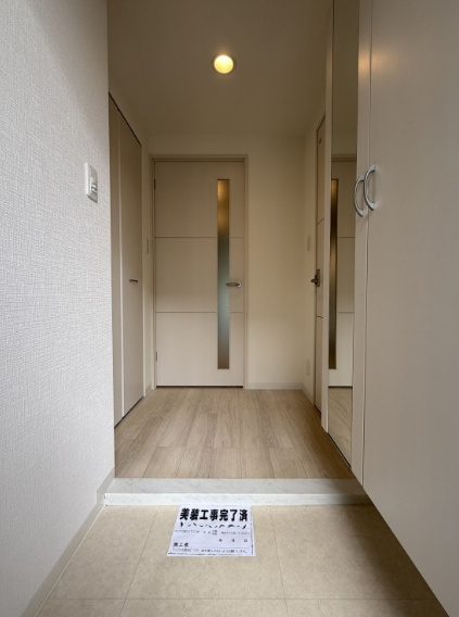 ラルシェパルク新大阪の玄関