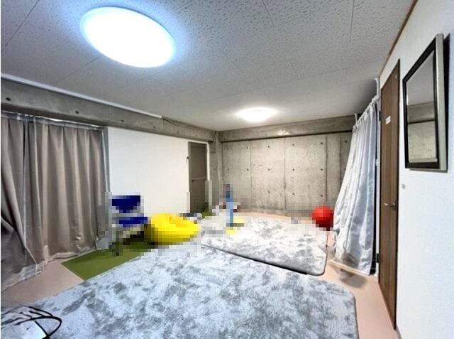 水木通6丁目の内装|1階事務所(倉庫)
ミニキッチン・トイレ付　多用途に活用可能