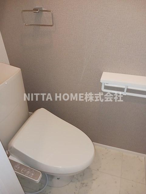 アンソレイエ高浜Ⅰのトイレ|ウォシュレット付きのトイレです◆