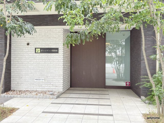 JPレジデンス難波南　仲介手数料無料のエントランス