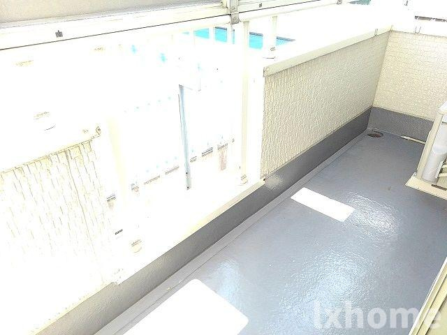 サニーエクセレントのバルコニー