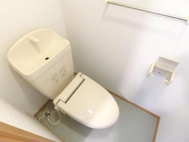 メゾンラフレシールのトイレ