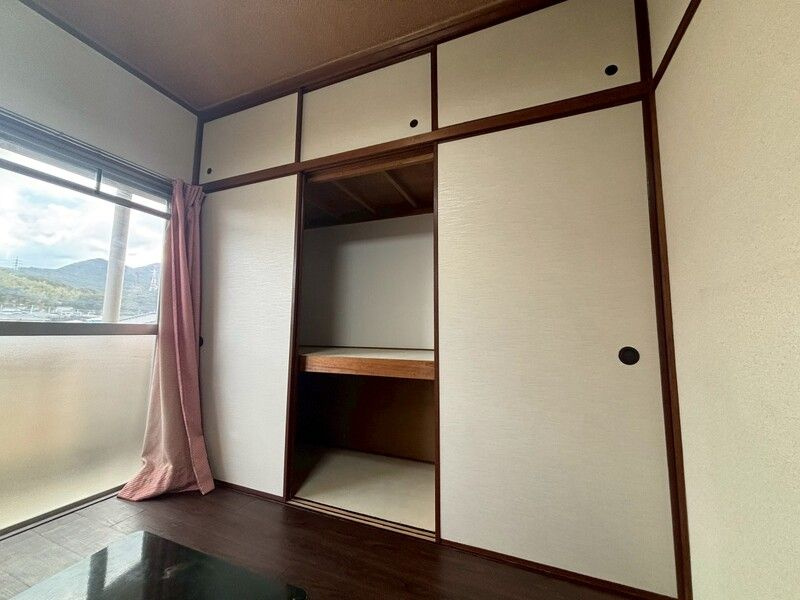 サンハイツ引野口の収納