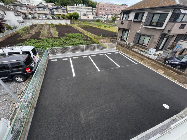 プリマヴィータの駐車場