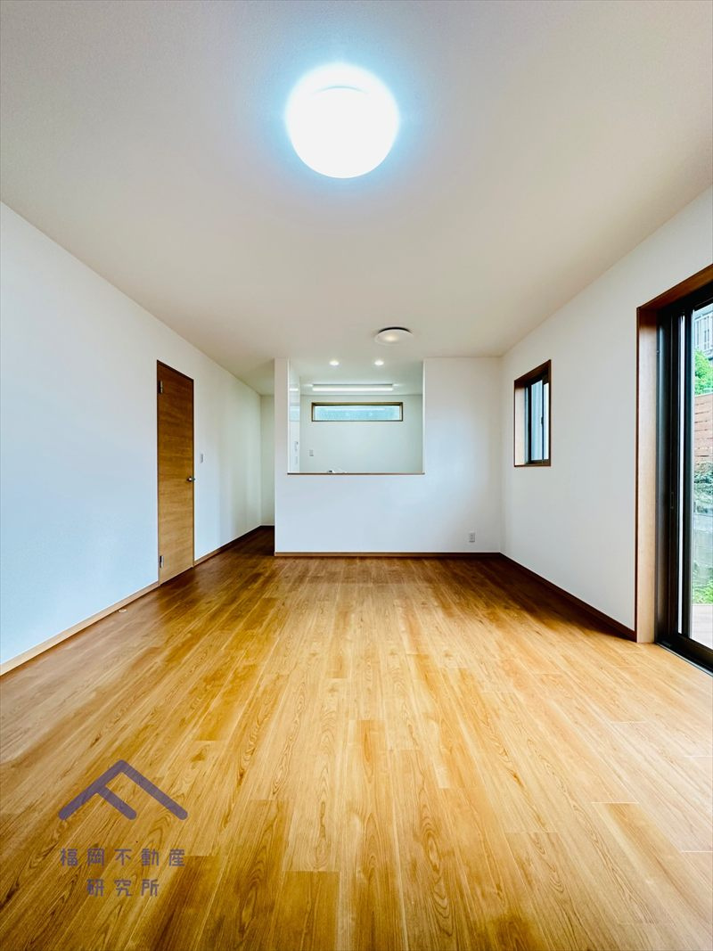 春日市小倉２丁目　戸建ての居間・リビング