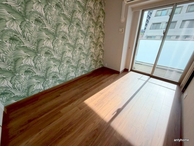 グランドメゾン新梅田タワー THE CLUB RESIDENCEの洋室
