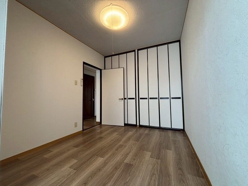 リヴィエール本城の寝室