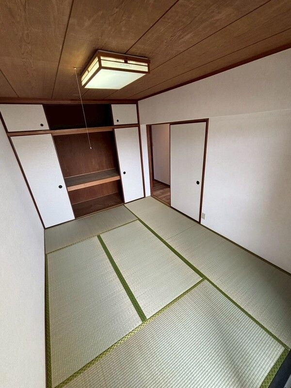 リヴィエール本城の寝室