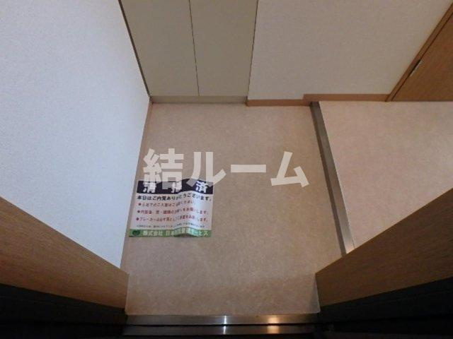 文京区本駒込４丁目の賃貸マンションの玄関
