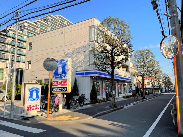 ローソン江戸川平井四…まで153m