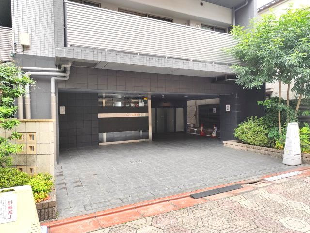 クレア新小岩デジーノのエントランス