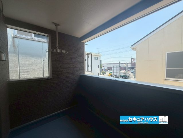 【今すぐご案内可能】名古屋市南区鶴見通4丁目のその他|【バルコニー】　　　　
◆見晴らしもよく、太陽の温かな温もりをめいっぱい受け止めてくれます。
太陽の光と爽やかな風を受けたお洗濯物はあっという間に乾き、取りこむ時には太陽の匂いを感じられそうですね。　