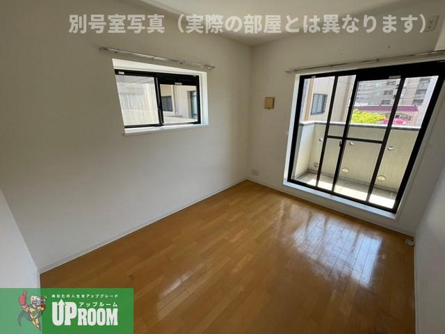 K-WESTの居間・リビング
