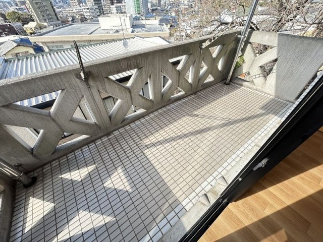 ビュークレスト霧ケ丘のバルコニー