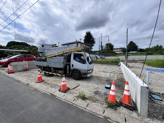 新築　渋川市金井第17　Livele Garden.S　2号棟の駐車場|現地写真　駐車スペースは並列3台分可能です！					
	
