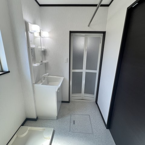 コーポオアシス６の玄関