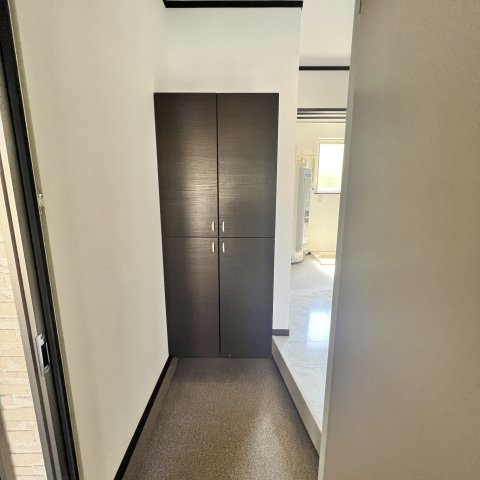 コーポオアシス６の玄関