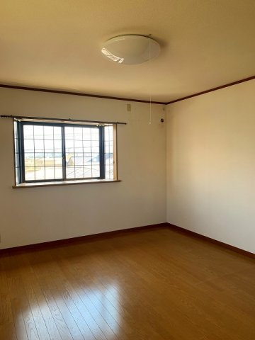 (商談中）吉成南町/3LDK/鳥取駅まで自転車6分★の洋室|8帖洋室