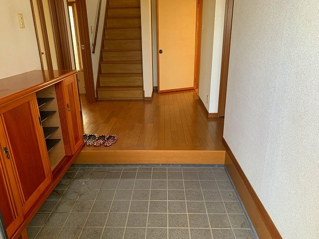 (商談中）吉成南町/3LDK/鳥取駅まで自転車6分★の玄関|下駄箱完備！