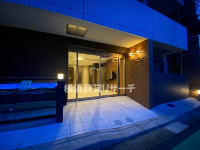 【エントランス】 | トゥットフェリーチェ横浜